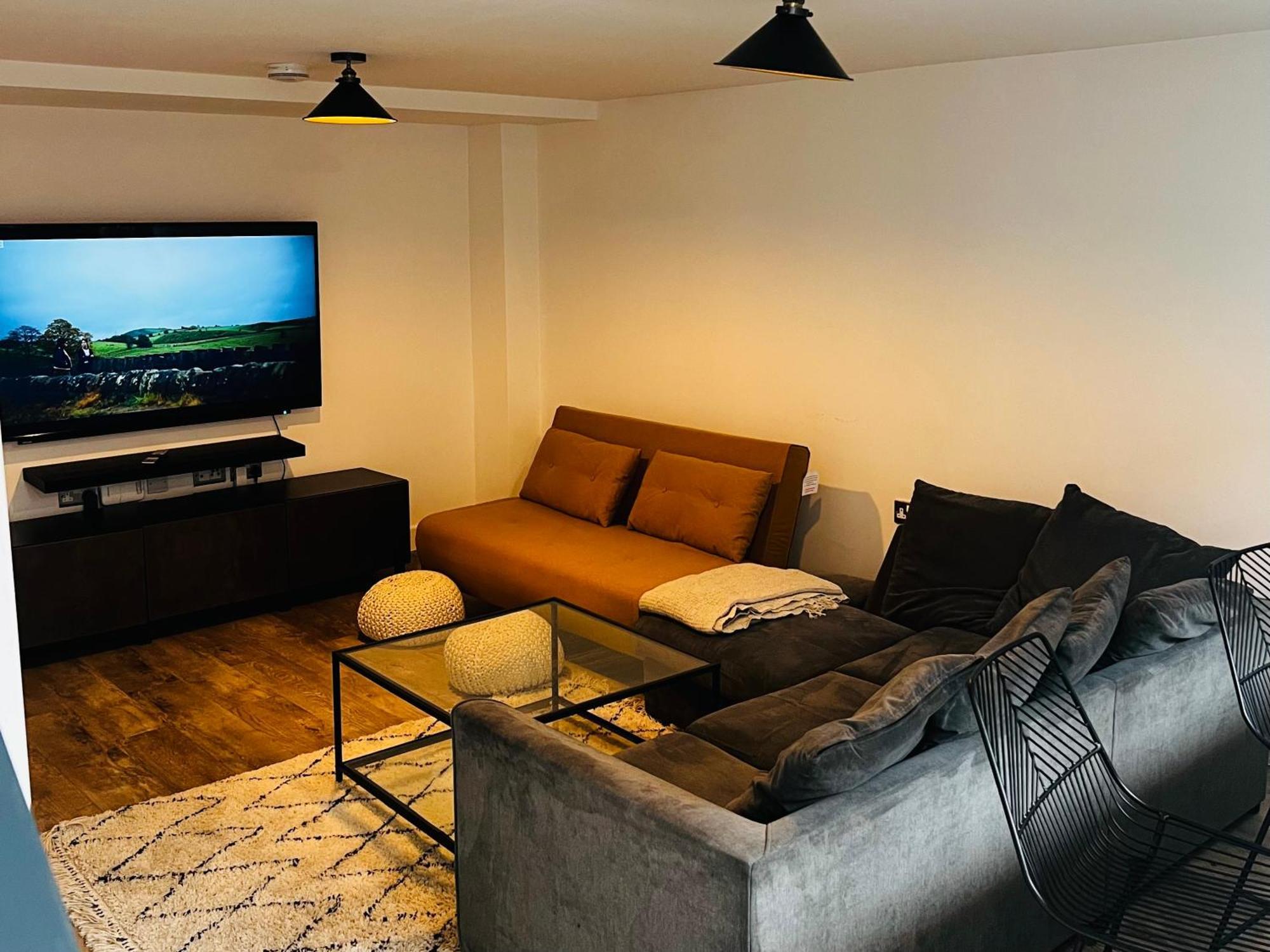 Luxurious 1-Bedroom With Parking Birmingham Exterior foto